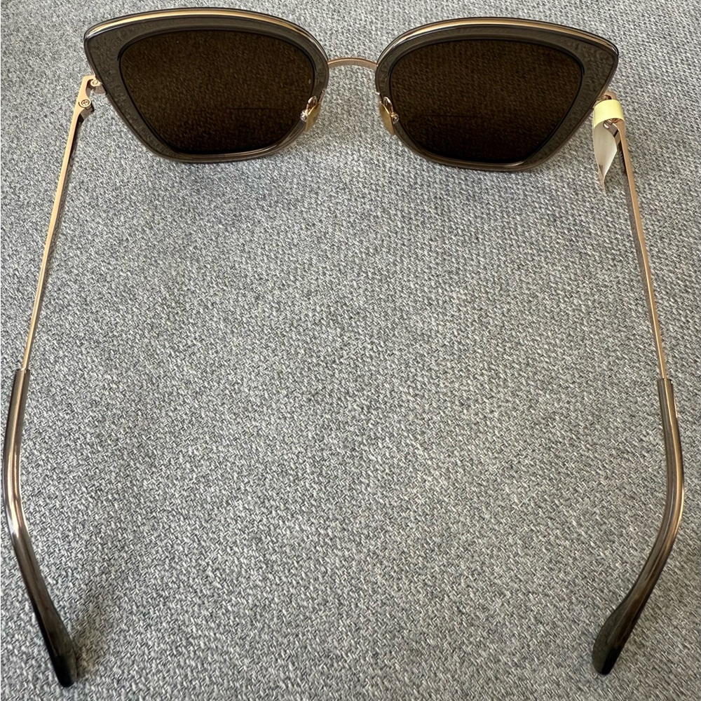 Elegant Brown Sunglasses